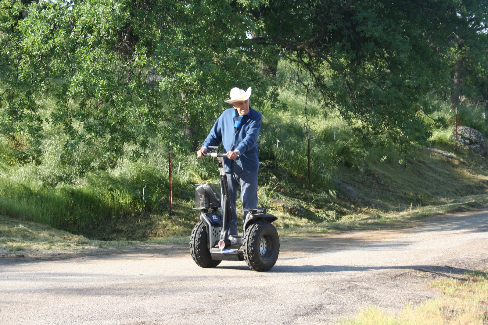 nri personal loans in axis bank