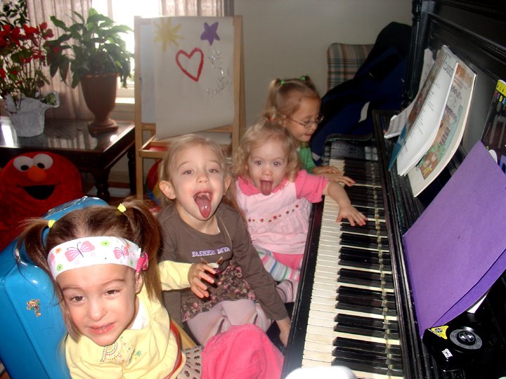 [2008.03.3GirlsPiano2.jpg]