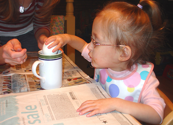 [2007.04.06HollyEgg.jpg]