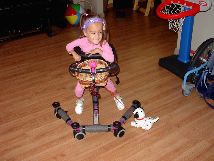 [2007.08.29EdenDoggie.jpg]