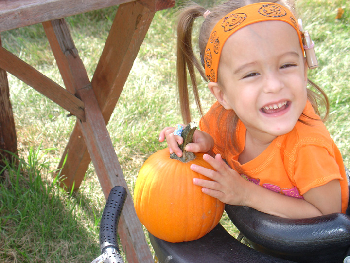 [2007.09.30EdenPumpkin.jpg]