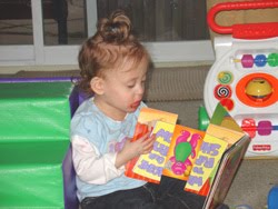 [2006.04.01HollandReading.jpg]