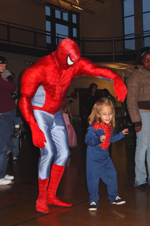 [2008.11.15HollandSpiderman.jpg]