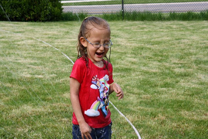 [2009.05.22HollandSprinkler.jpg]