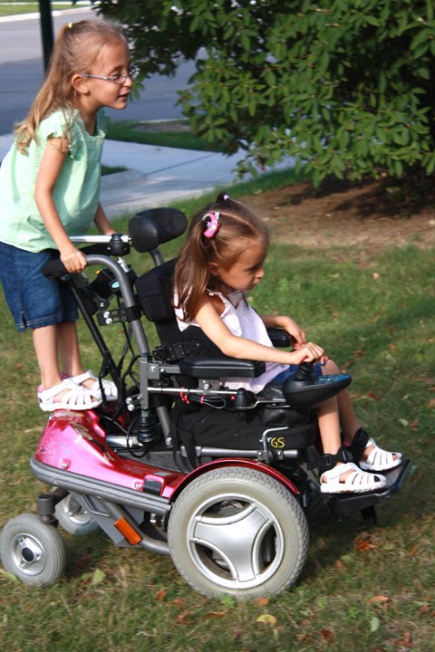 [2009.08.24SummerFun2.jpg]