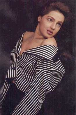 No 1 Indian Masala: Mamtha Kulkarni's half nude stills