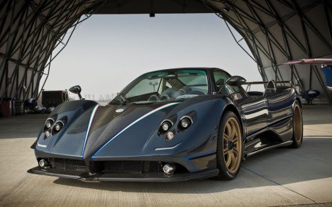 [00+Pagani+Zonda+Tricolore+is+a+one-off+tribute+to+Italian+Air+Force.jpg]