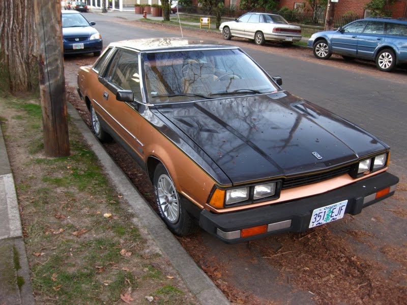 Police Toyota Nissan 1980
