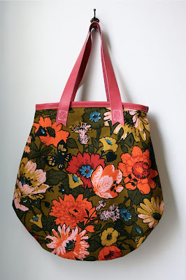 Smile and Wave: Tote Bag Tutorial!