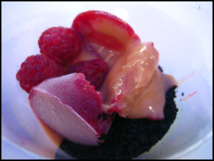 [Alex+Stupak+raspberry+dessert.jpg]