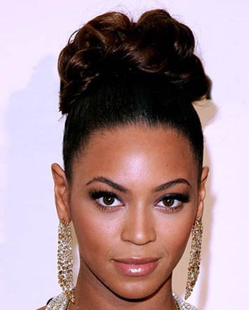 Celebrity Black prom hairstyle image. For every teenager, prom night is