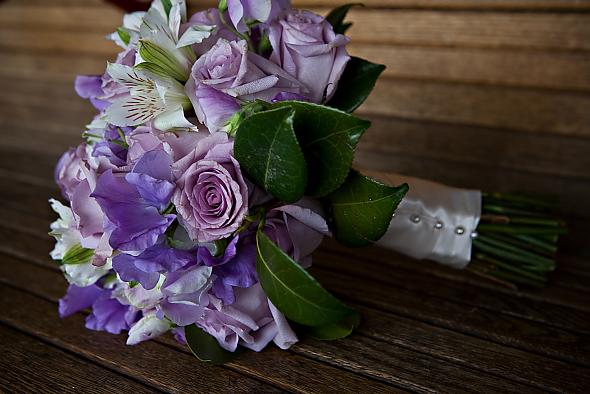 Bouquet Bridal: Lavender and White Bouquets