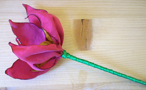 [kumaş-yakma-çiçek.jpg]