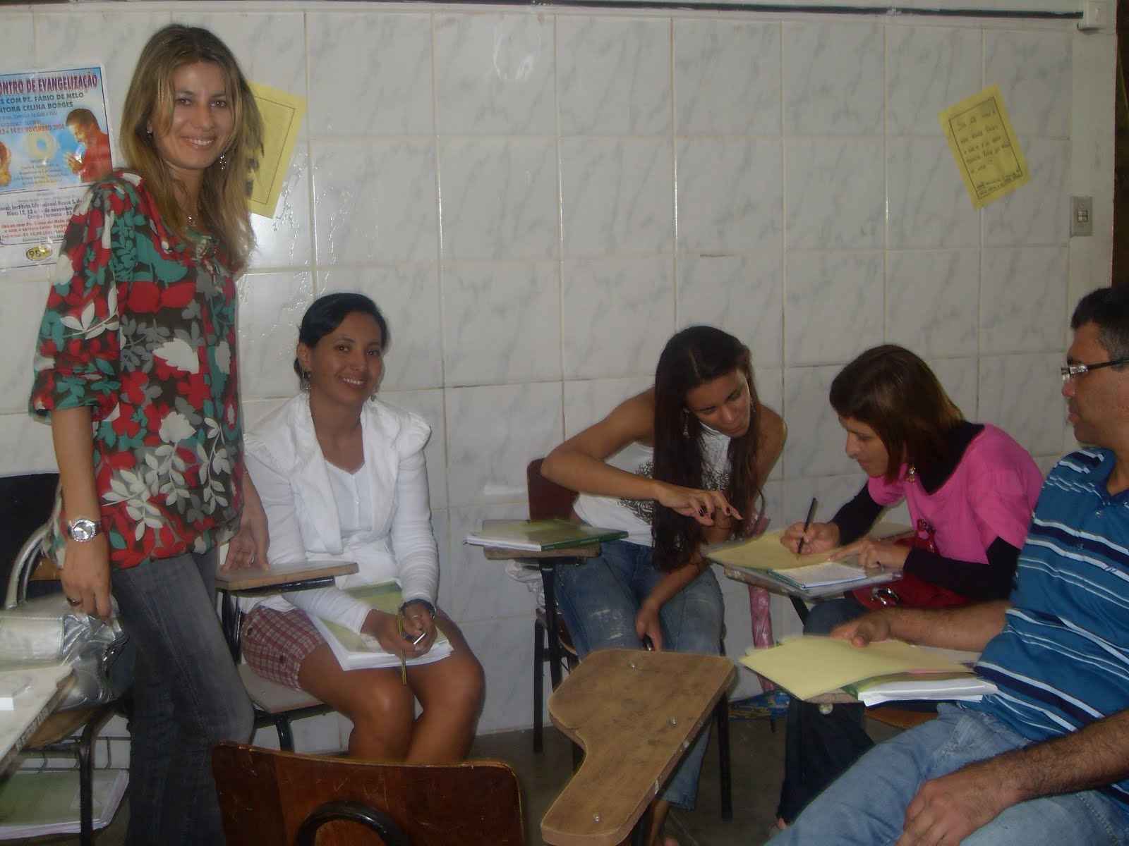 FABRINCANDO TEXTOS: Atividade de cursistas