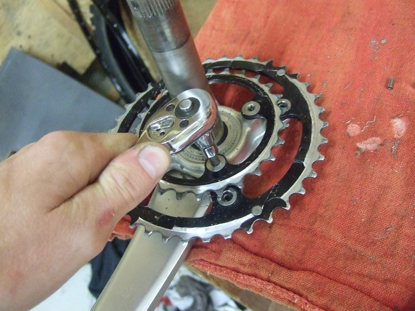 Benno's Blog & More HowTo Install/Remove New Style Shimano Cranks