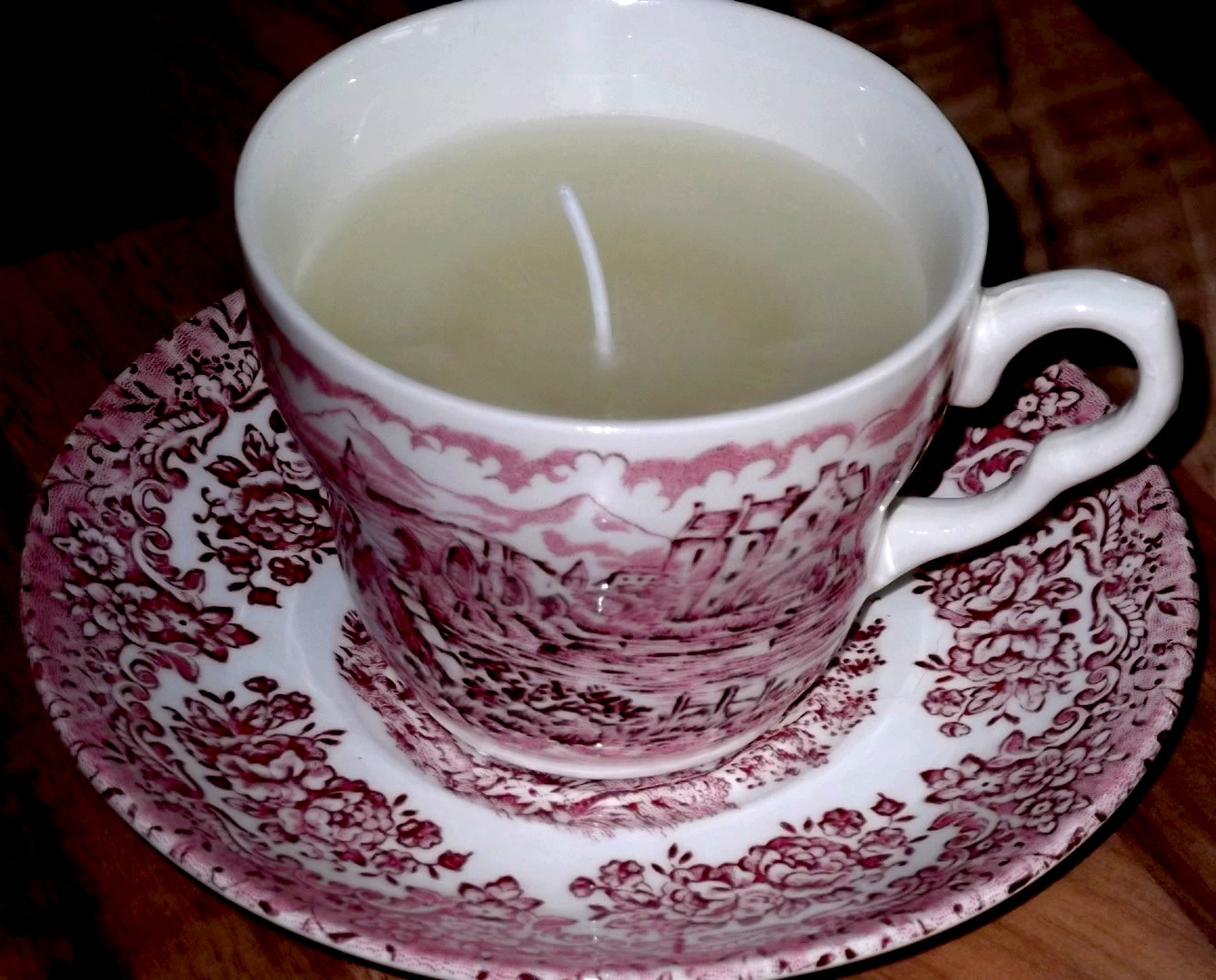 Crafty Christmas Club Vintage Teacup Candles