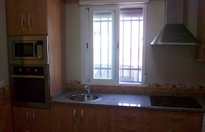 Cocinas: COCINA RÚSTICO MODERNO (COLOR MAPLE CLARO)