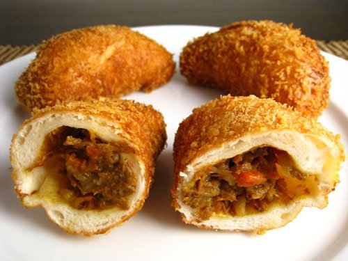 Kare Pan (Curry Bread) Kare Pan (Curry Bread)