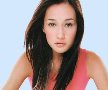 Hotties Singaporean Supermodel : Maggie Q