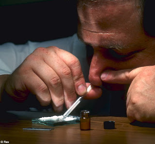 4.cocaine_user.jpg