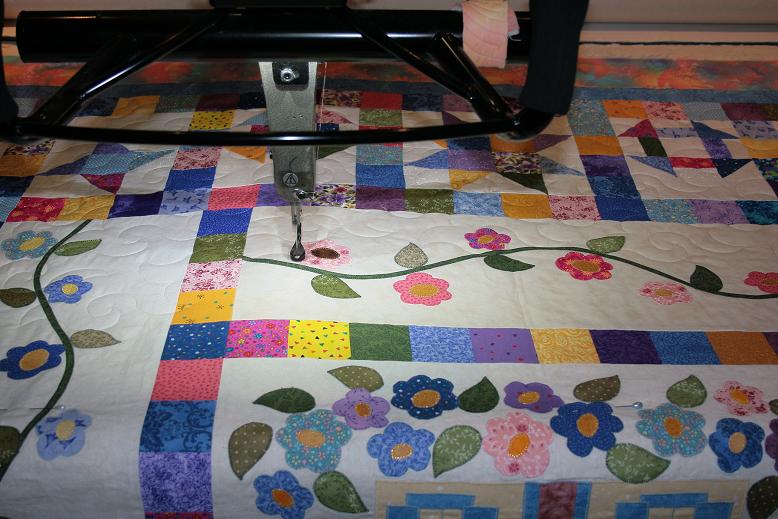 koolkat's quilting blog Edgetoedge quilting over applique