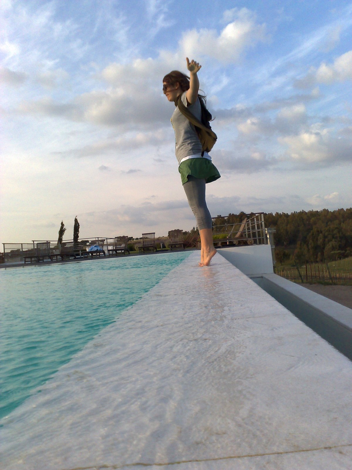 [12042008220.jpg]