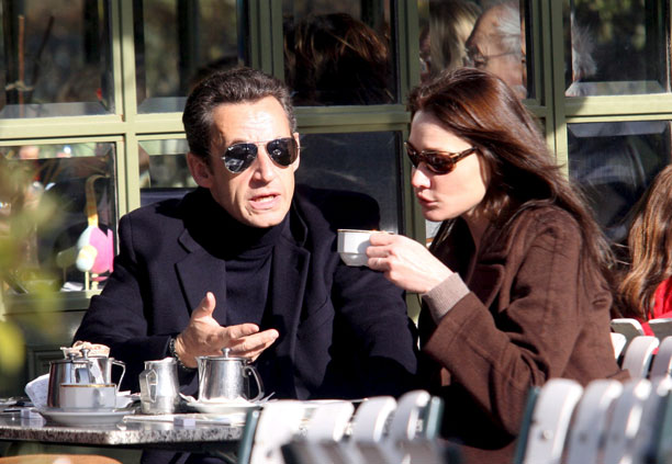 [sarkozy-carla-bruni-01.jpg]