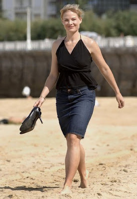 Melinda Page Hamilton Sucks!