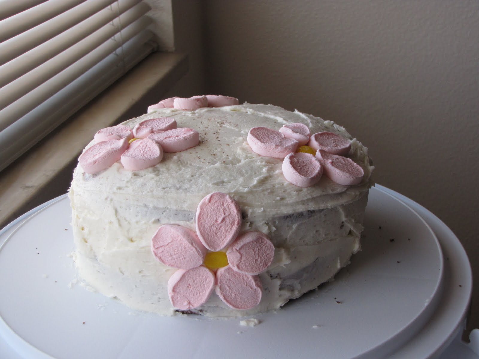 She's Crafty! Flower birthday cake