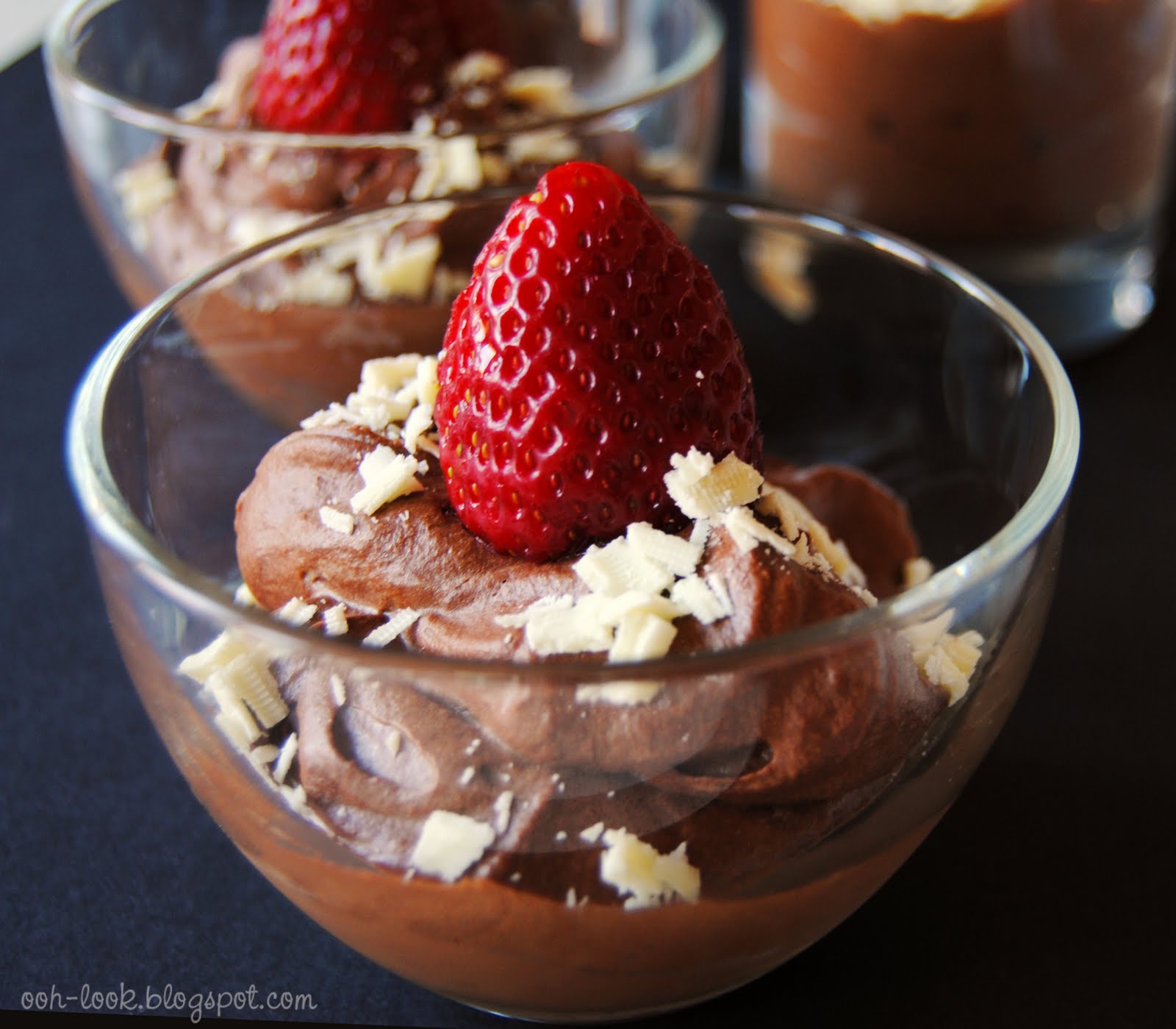 Ooh, Look... Boozy Chocolate Kahlua Mousse