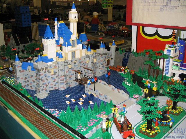 [lego_disneyland_14.jpg]