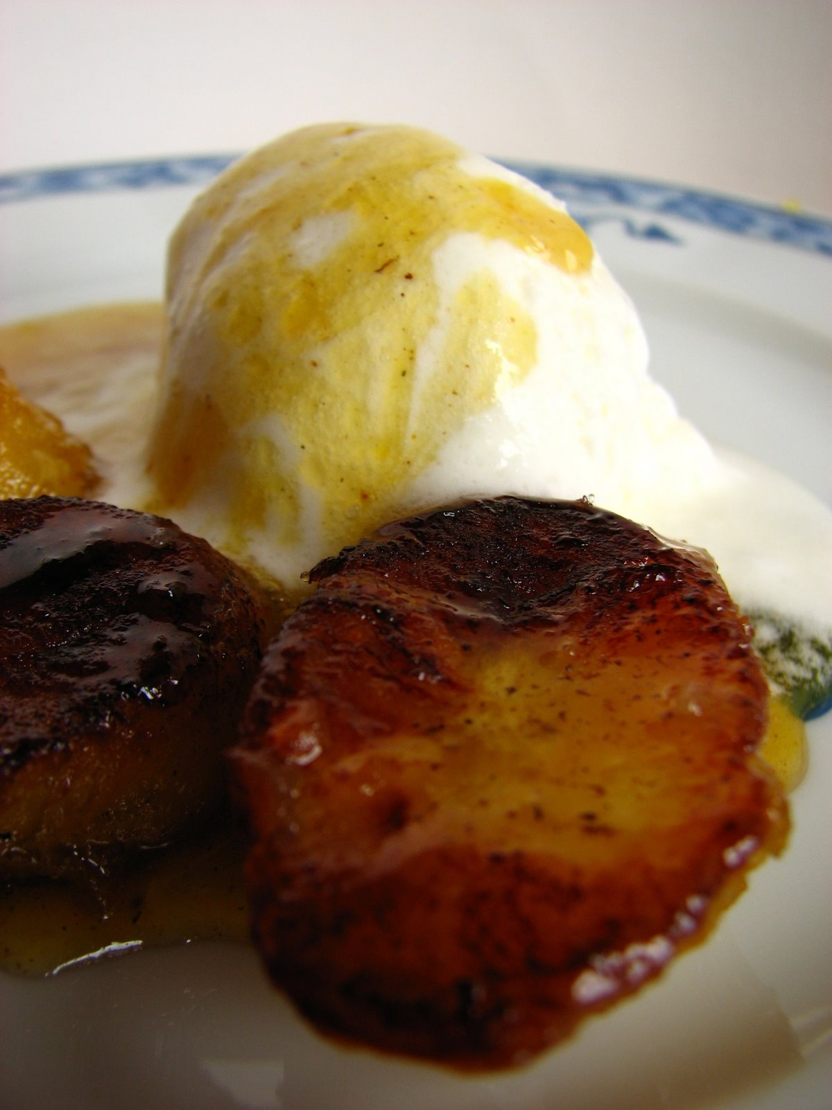 [Banana_frita_com_laranja_2.jpg]