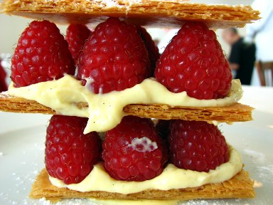 [st_john_restaurant_raspberry_custard_slice.jpg]