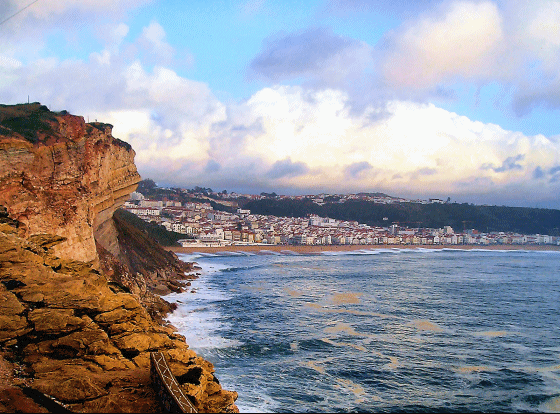 [2531320-Nazare_View_from_the_lighthouse-Nazare.gif]