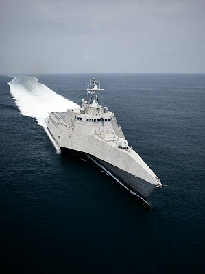 New USS Freedom SKB 2  Seen On www.coolpicturegallery.us