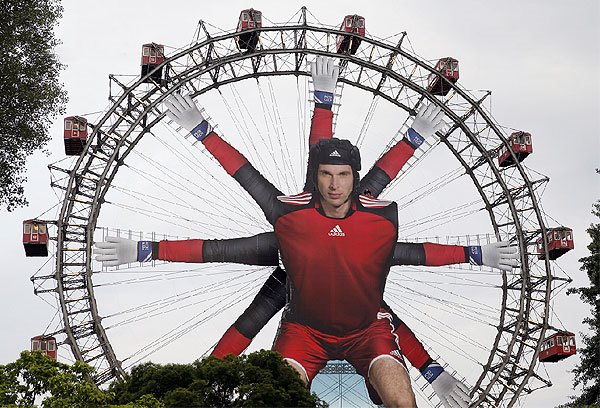 [adidasbighudle3.jpg]