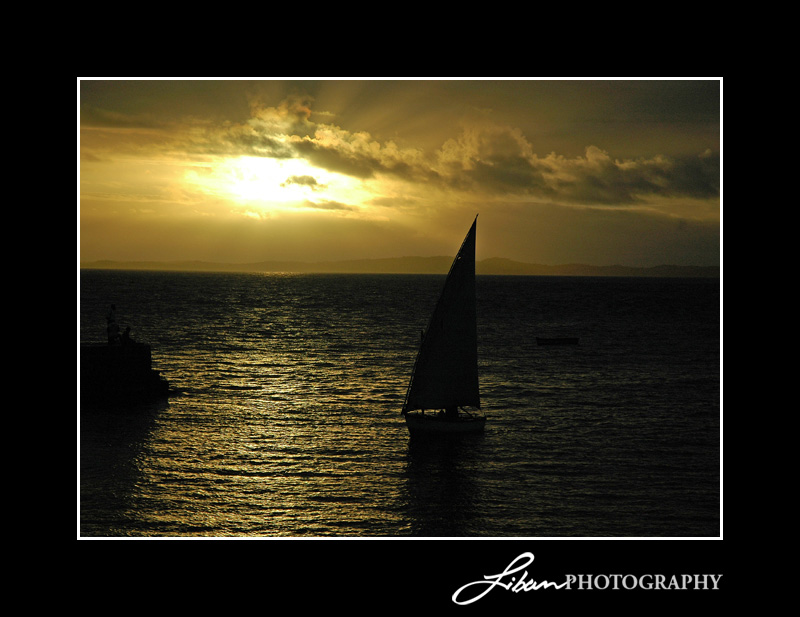 [38Sal_Boat_Sunset.jpg]