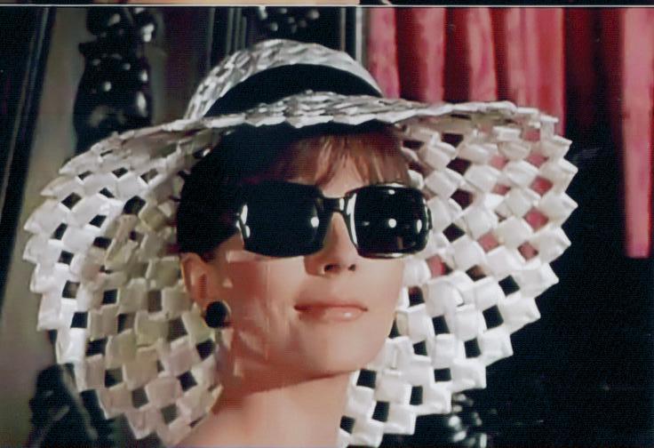 LEGENDARY DAME! TV FLASHBACK THE MAN FROM UNCLE .. THE GALATEA