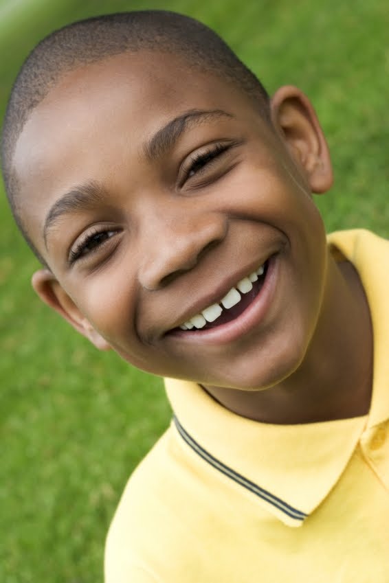 [smiling+boy2.jpg]