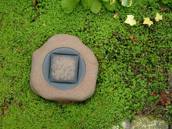 zen object   ironstone