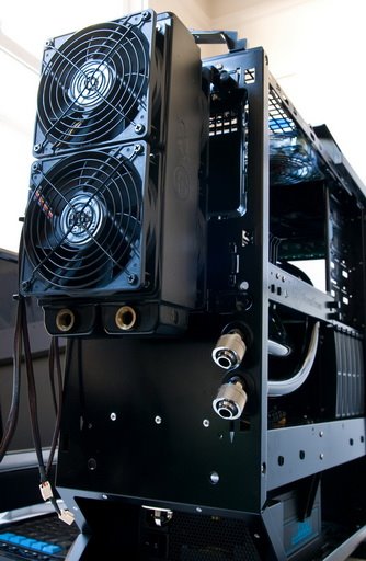 [3383918919_8bbbf9e2aa_b.jpg]