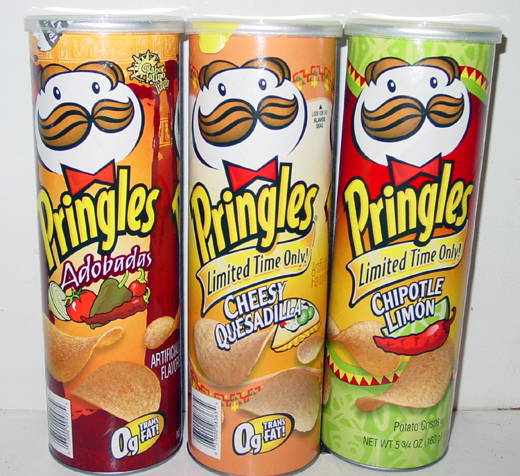 Чипсы паприка большая пачка. Китайские чипсы лейс вкусы. Чипсы с разными вкусами. Вкусы лейс. Упаковка чипсов lays.