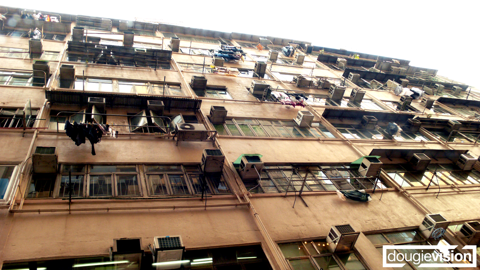 [buildings.png]