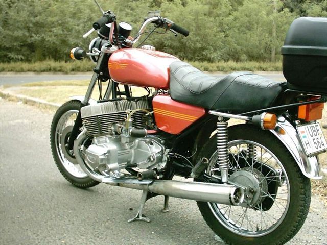 [1000ccjawa.jpg]