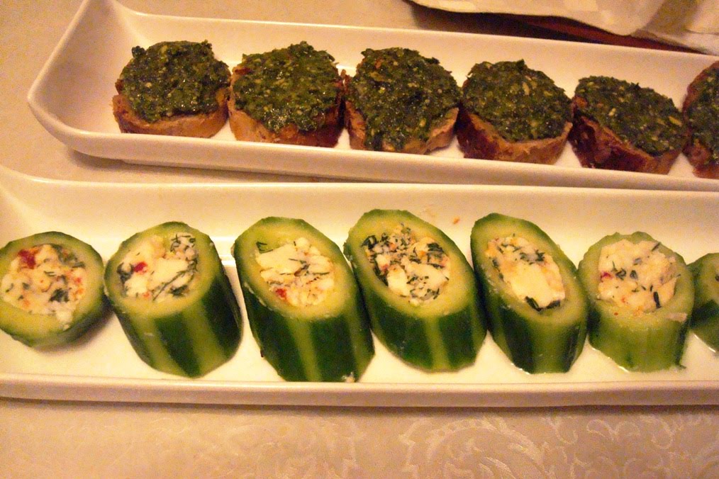 Peynirli salatalık kanepe