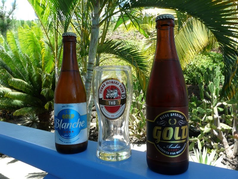 Mora Mora: THB GOLD BLANCHE et AMBREE A TAHITI