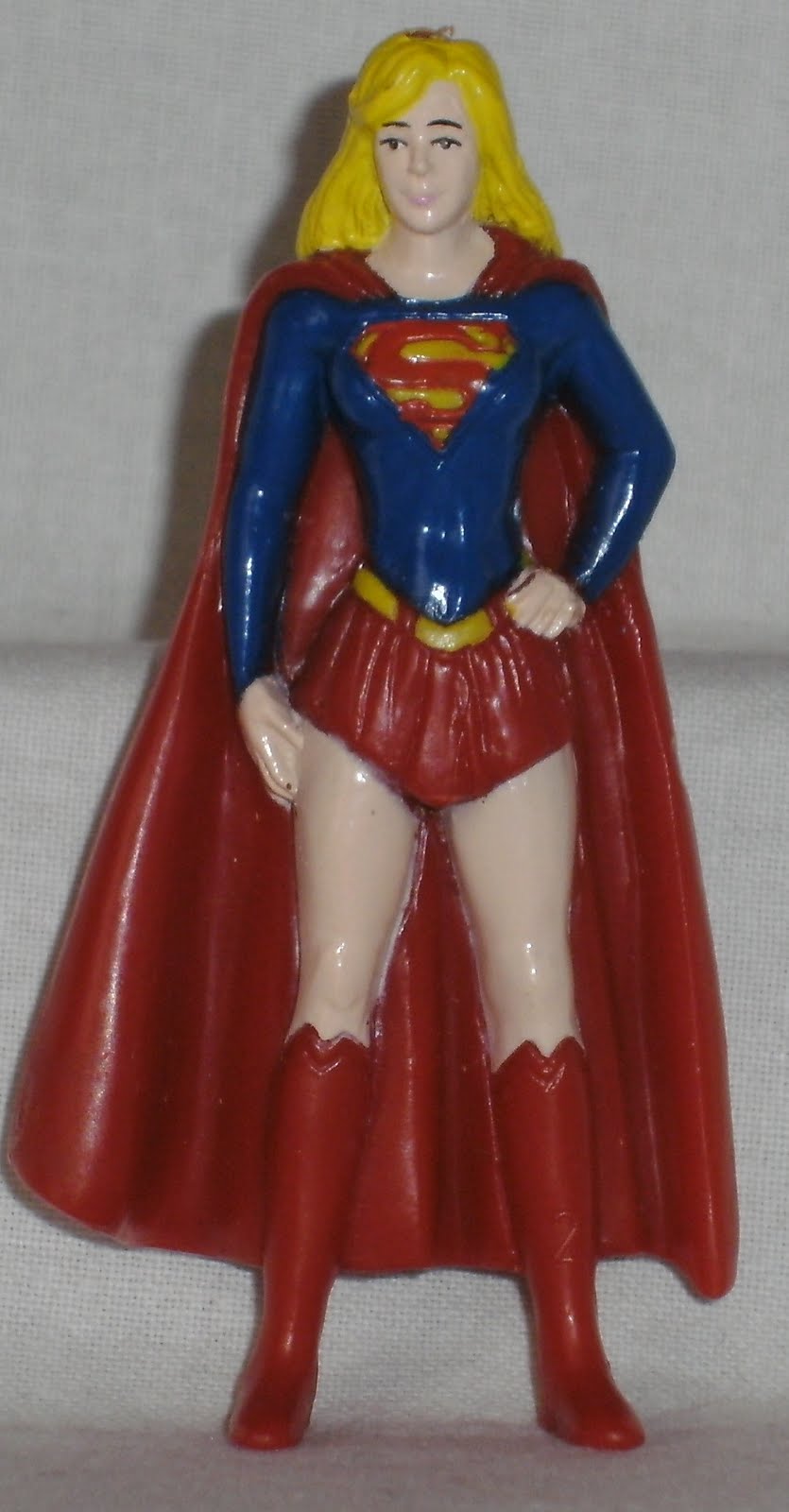 [SUPERGIRL+(SUPERHEROES+-+DC+COMICS).JPG]