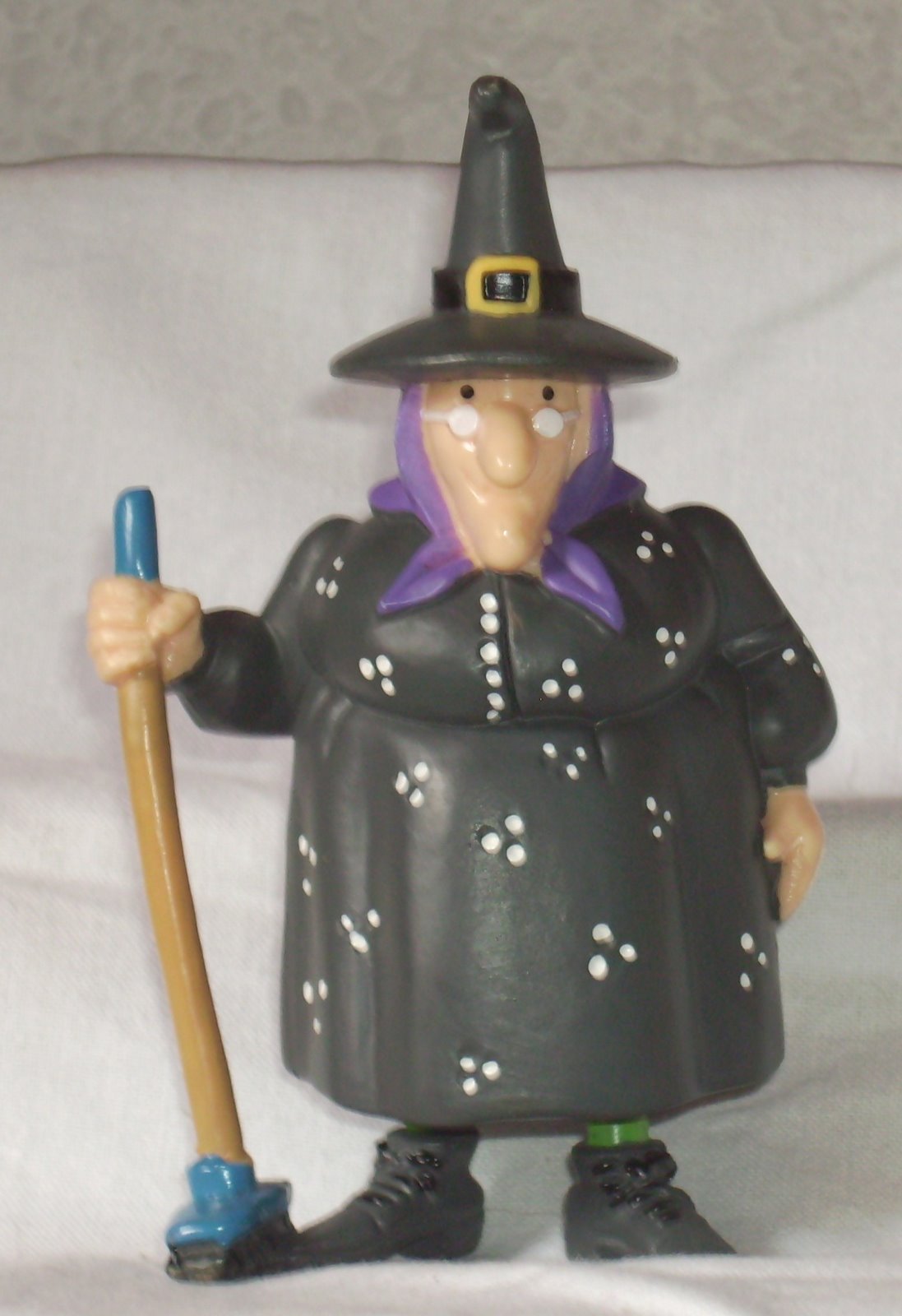 [BRUJA+(LAS+TRES+MELLIZAS).JPG]