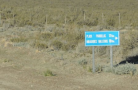 Señalización de Península Valdés Playa Pardelas y Mirador Ballenas