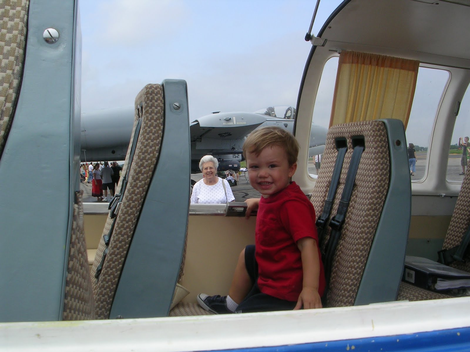 [DSCN5530.JPG]